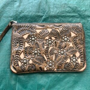 Hand tooled Floral Leather Wristlet Wallet Purse Artisan
